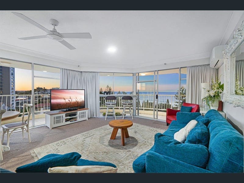 7 A/238 The Esplanade, Burleigh Heads — photo 1 of 5