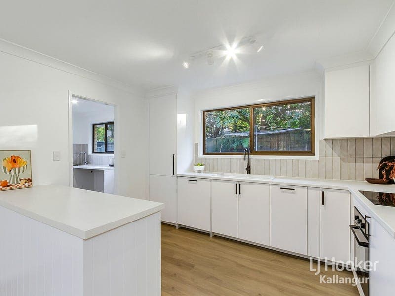 10 Penson Court, Kallangur — photo 1 of 5