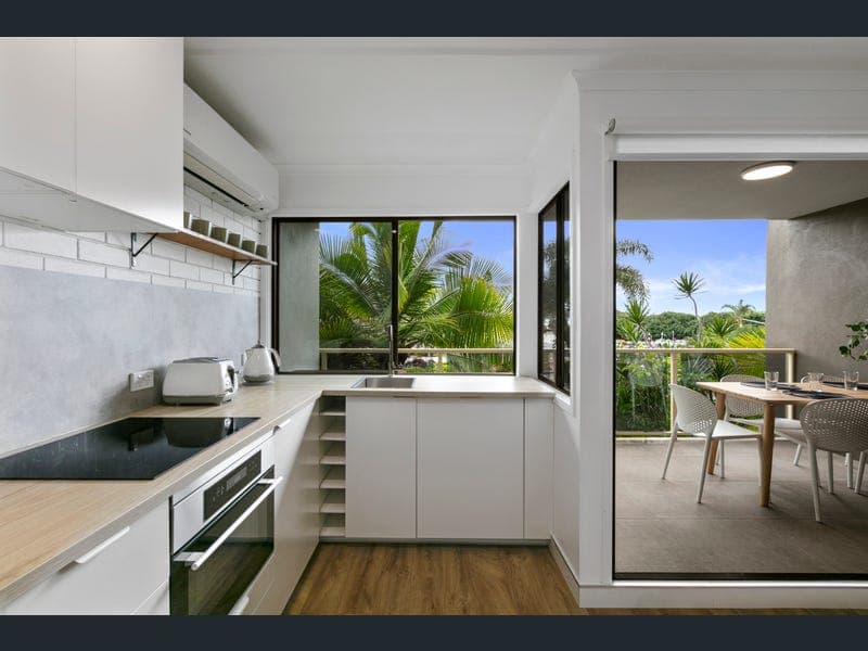 3/6 Alice Street, Alexandra Headland — photo 1 of 5