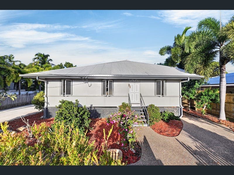 7 Hubert Street, South Townsville — photo 1 of 5