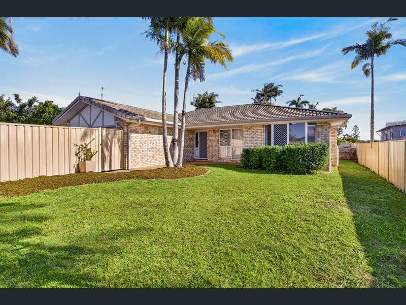 49 Inverness Way, Parkwood — photo 1 of 5