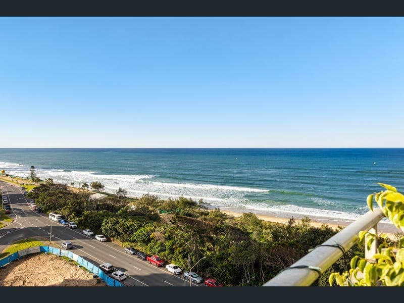 1010-1011/3458 Main Beach Parade, Surfers Paradise — photo 1 of 5