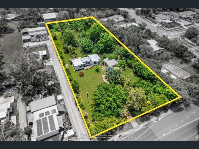 99-101 Smith Road, Woodridge — photo 1 of 5
