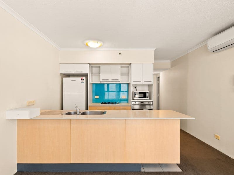 2302/79 Albert Street, Brisbane City — photo 1 of 5