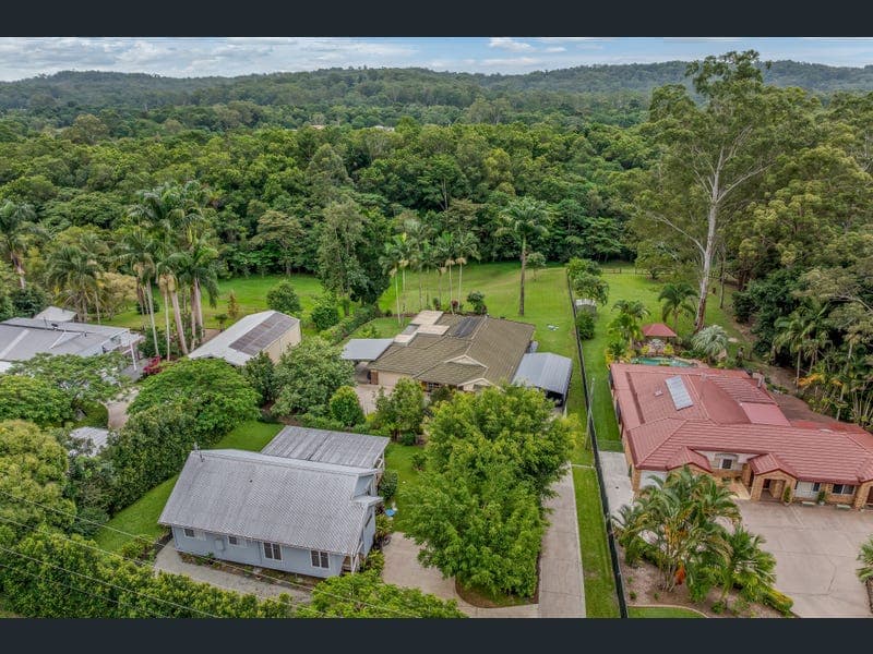 5 River Gum Close, Mooloolah Valley — photo 1 of 5