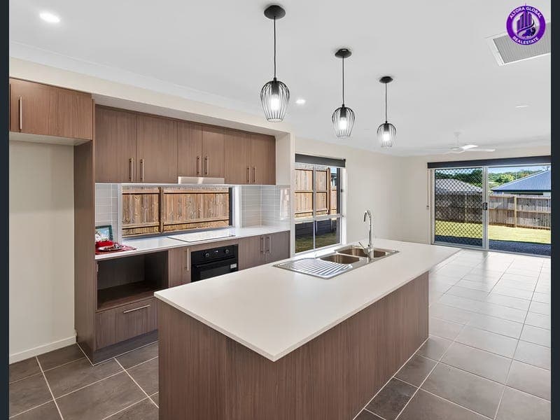 53 TULIP TREE STREET, Park Ridge — photo 1 of 5
