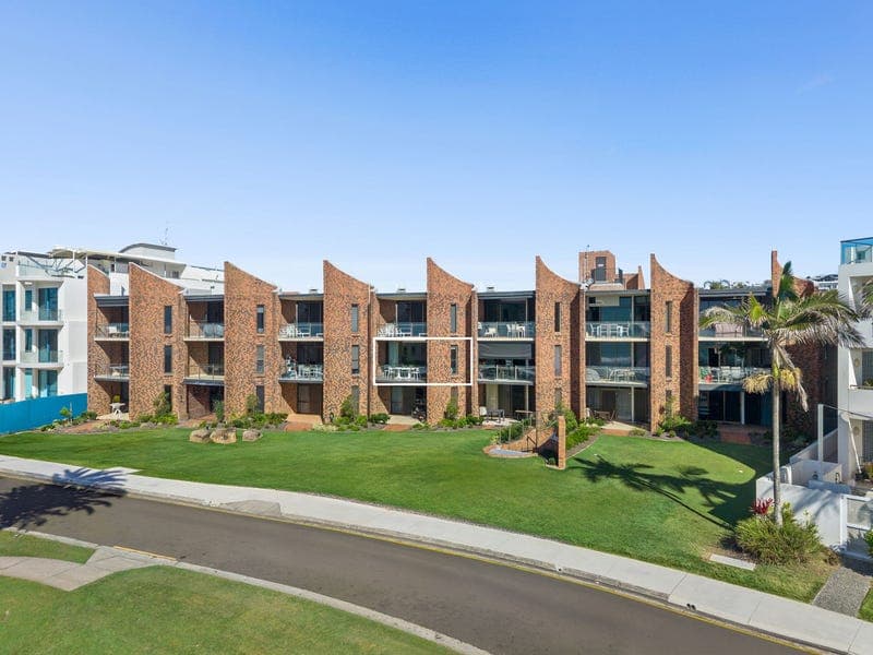 11 / 4 Juan Street, Alexandra Headland — photo 1 of 5
