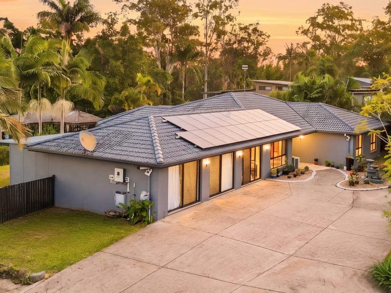 44 Laxton Road, Palmview — photo 1 of 5