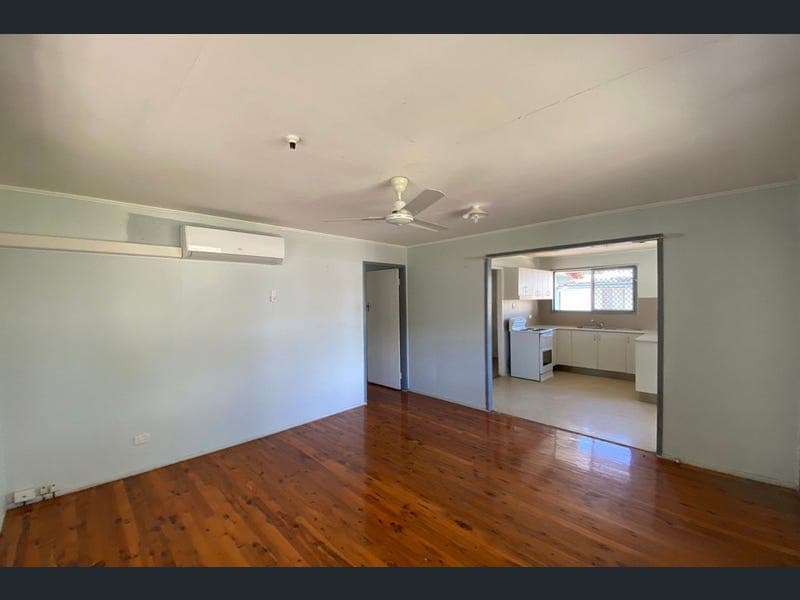 10 Menzies Street, Dysart — photo 1 of 5