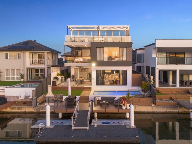 85 Quay Circuit, Newport — photo 1 of 5