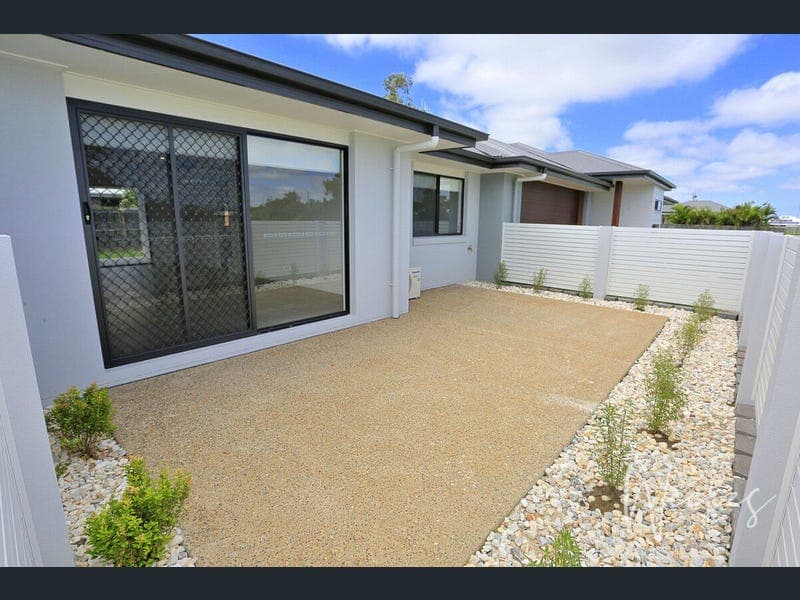 105 Davidson Street, Bargara — photo 1 of 5