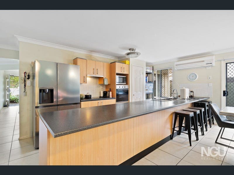 7 Shamrock Street, Crestmead — photo 1 of 5