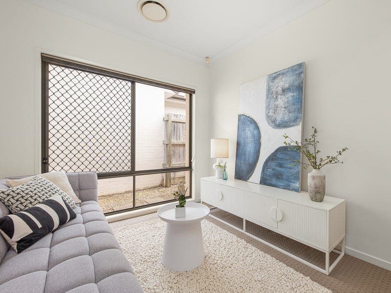 18 Hetherington Street, North Lakes — photo 1 of 5