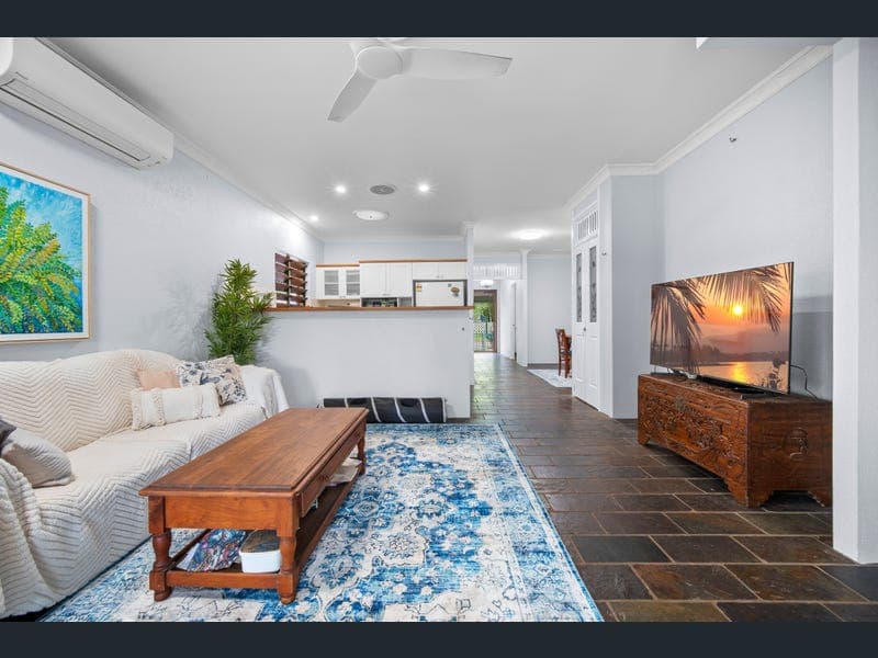 15 Small Leaf Close, Mount Sheridan — photo 1 of 5