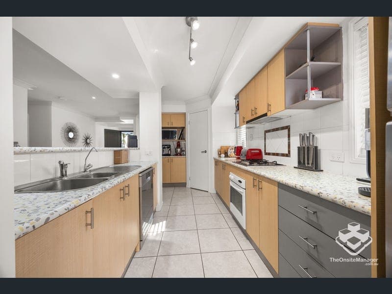 11 Drummond Court, North Lakes — photo 1 of 5