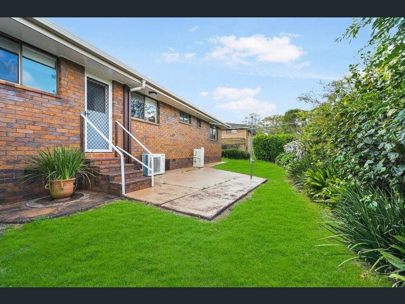 1/8 Hock Court, Wilsonton Heights — photo 1 of 5