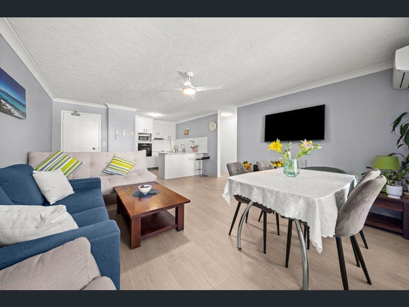 7/28 Sykes Court, Southport — photo 1 of 5