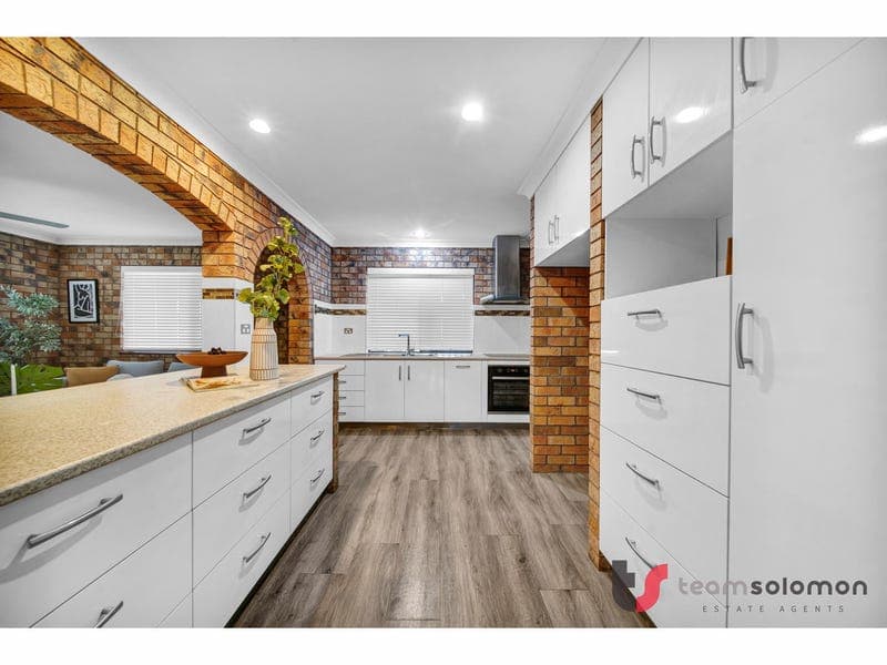 17 Beveridge Road, Thornlands — photo 1 of 5
