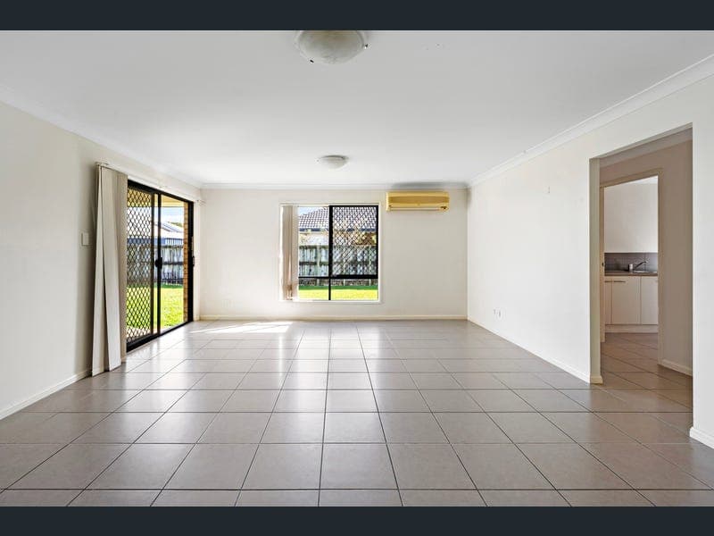 40 Briggs Drive, Caboolture — photo 1 of 5