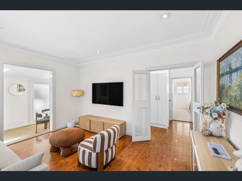 67 Britannia Street, Manly — photo 1 of 5