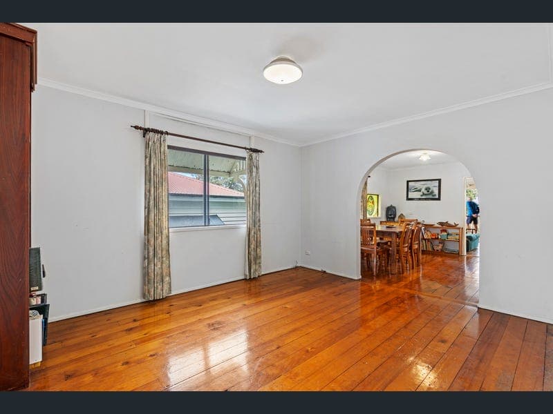 53 Waterton Street, Annerley — photo 1 of 5
