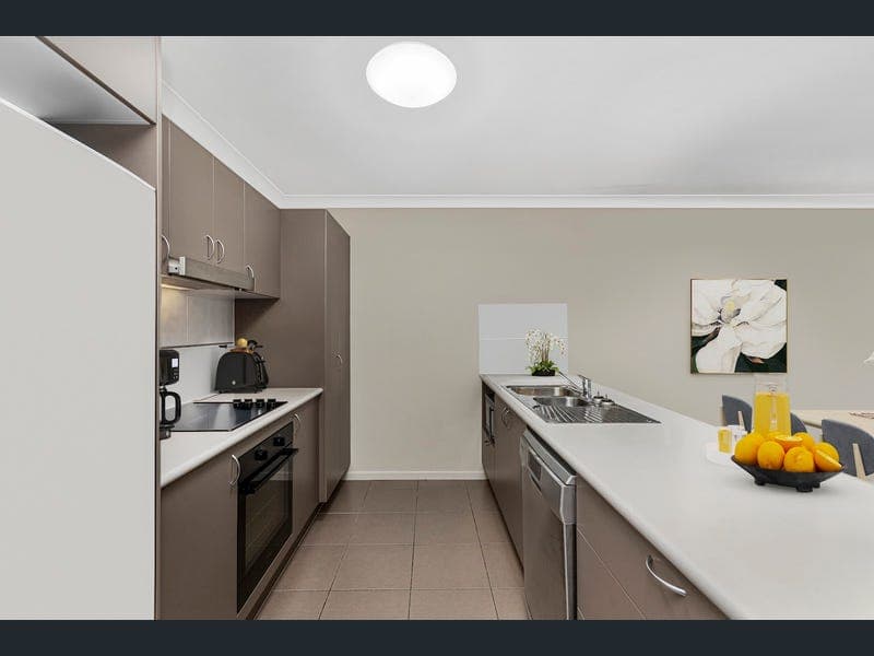 10 Murrindindi Way, Deeragun — photo 1 of 5