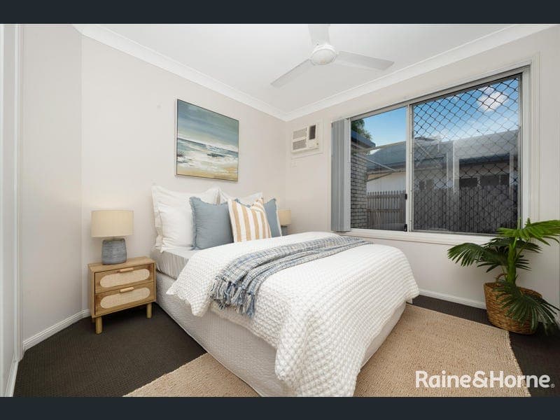 19 Vascoe Lane, Kirwan — photo 1 of 5