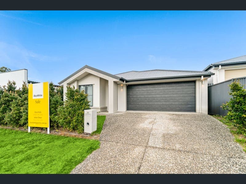 20 Wendouree Street, Hillcrest — photo 1 of 5
