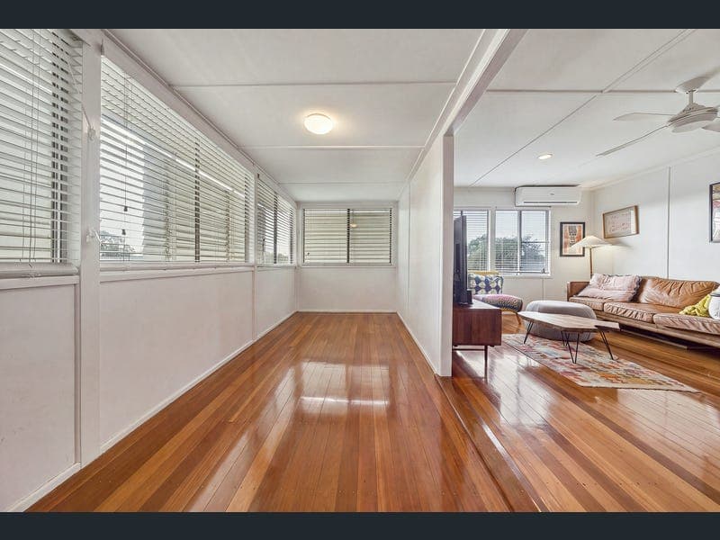 9 Lavaine Street, Bracken Ridge — photo 1 of 5