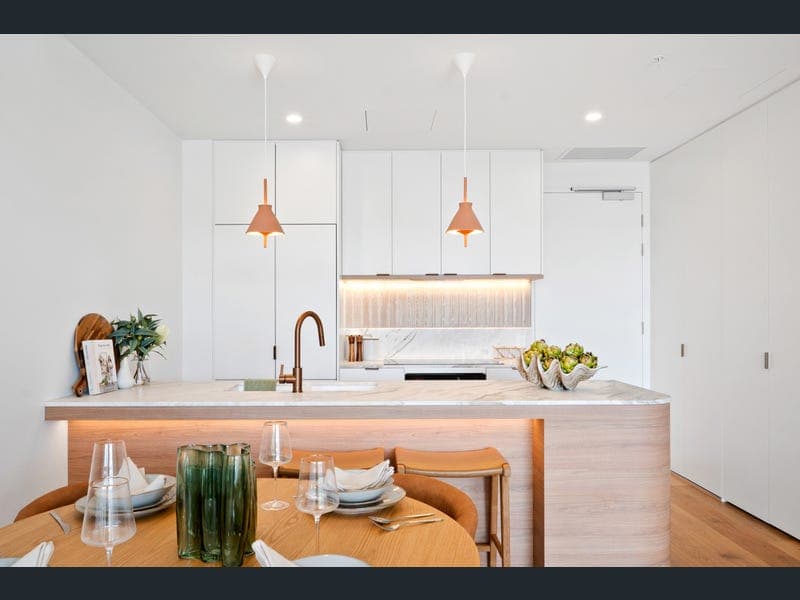 803/46 Scottsdale Drive, Robina — photo 1 of 5