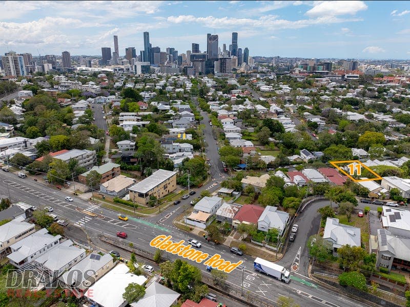 11 Park Road West, Dutton Park — photo 1 of 5