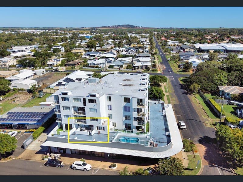Unit 2/5 Whalley Street, Bargara — photo 1 of 5