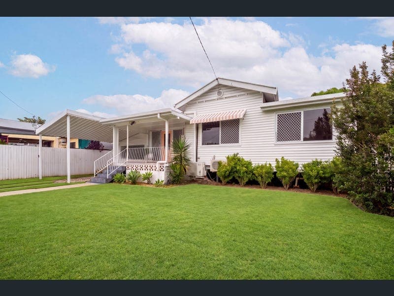 81 Tills Street, Westcourt — photo 1 of 5