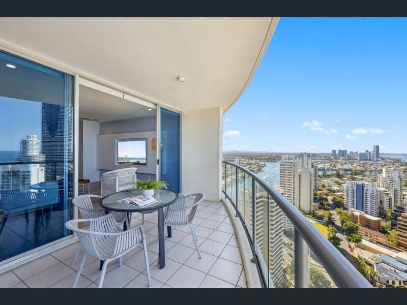 3293/23 Ferny Avenue, Surfers Paradise — photo 1 of 5