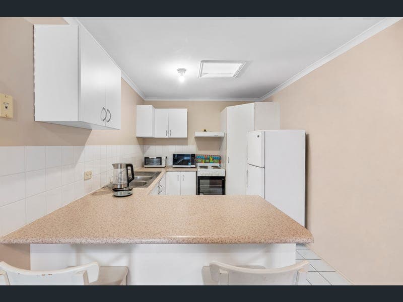 5 Lyrebird Street, Loganlea — photo 1 of 5