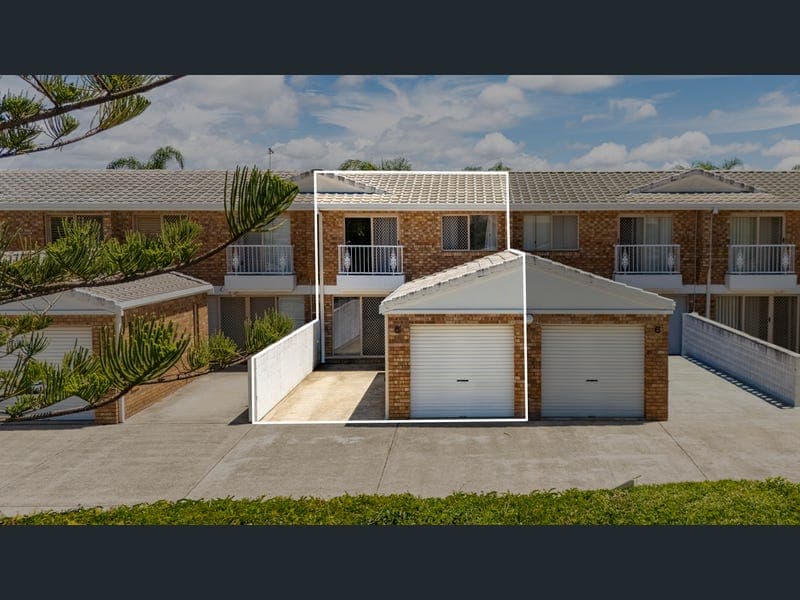 5/3 Lowood Court, Varsity Lakes — photo 1 of 5
