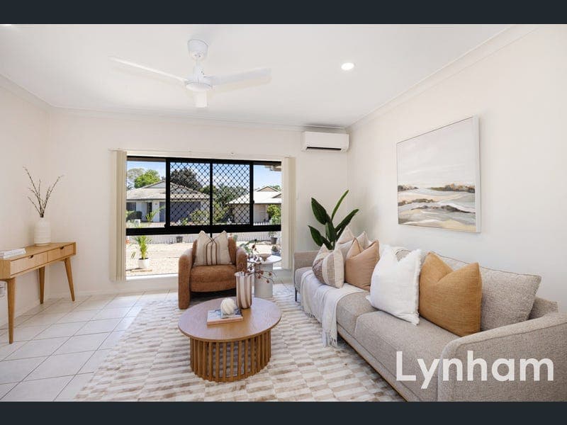 23 Cockatoo Circuit, Douglas — photo 1 of 5