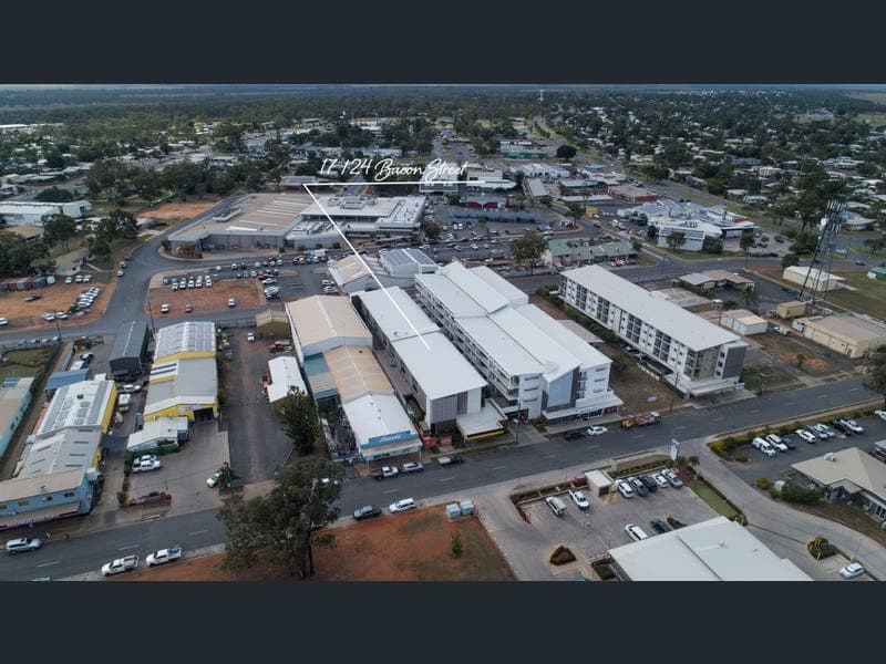 8/17 Bacon Street, Moranbah — photo 1 of 5