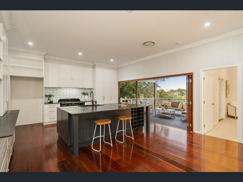 1587 Sandgate Road, Nundah — photo 1 of 5