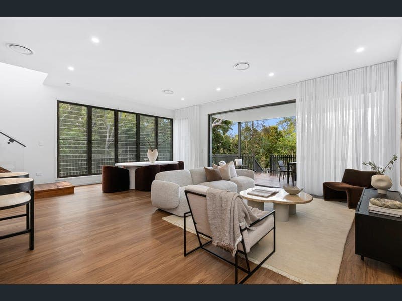 270 Jesmond Road, Fig Tree Pocket — photo 1 of 5
