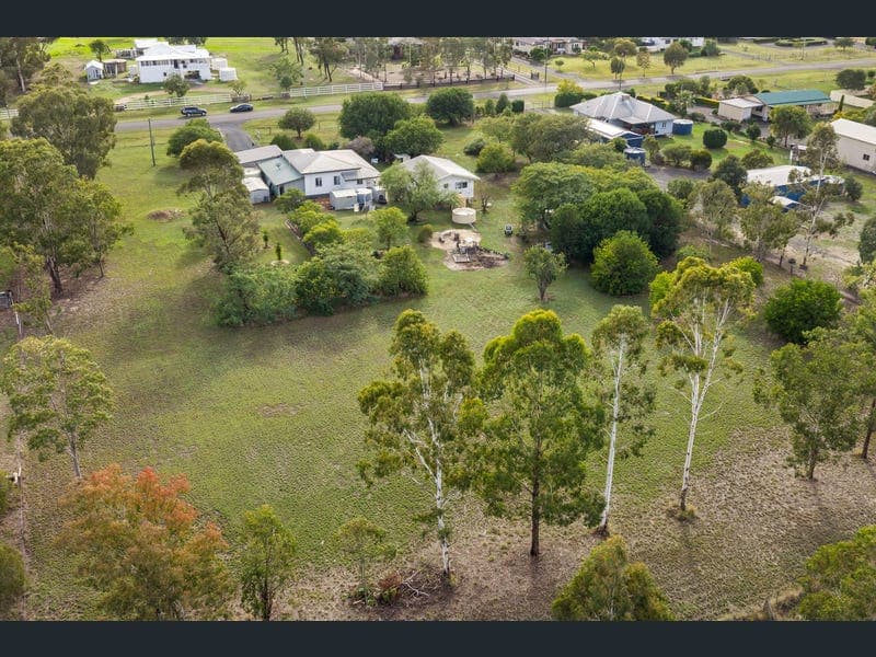 32 Seymours Road, Dalby — photo 1 of 5