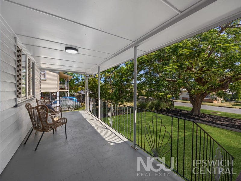 42 Pemberton Street, Booval — photo 1 of 5