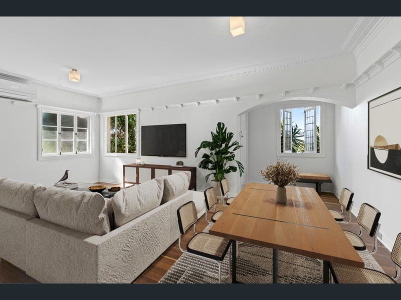 112 Grovely Terrace, Mitchelton — photo 1 of 5
