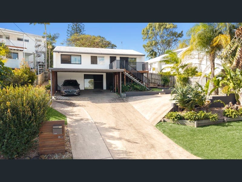 90 Buderim Avenue, Alexandra Headland — photo 1 of 5