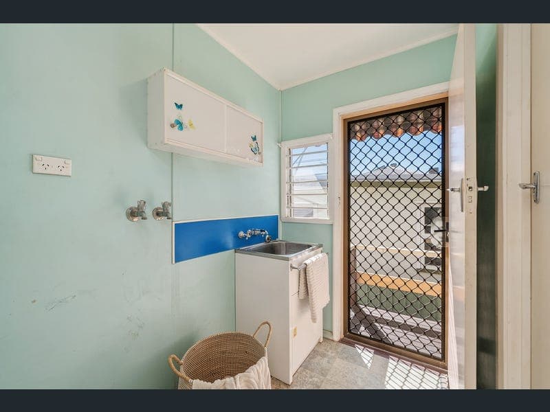 188A Scarborough Road — photo 1 of 5