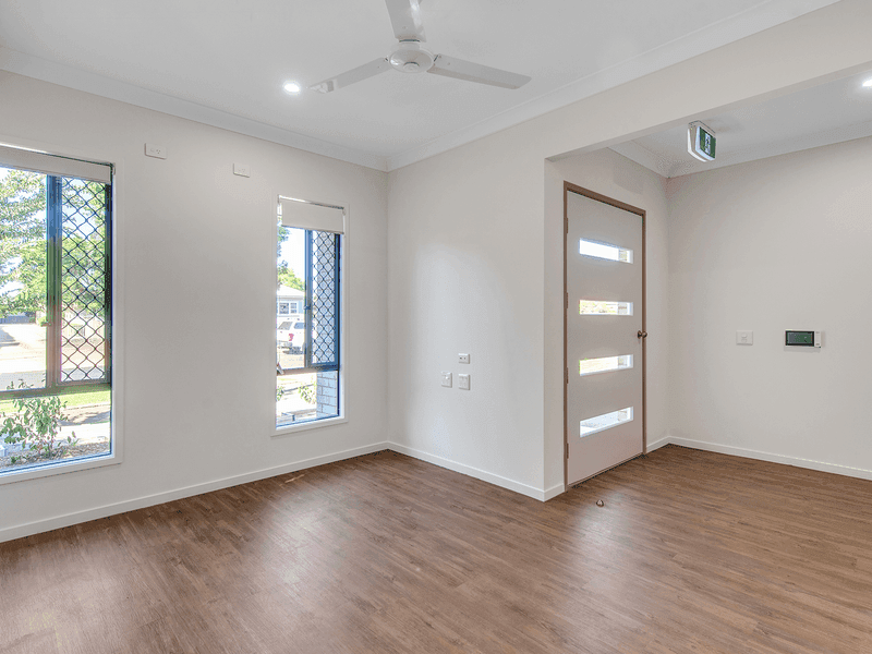 25 Buckland Street, Harristown — photo 1 of 5