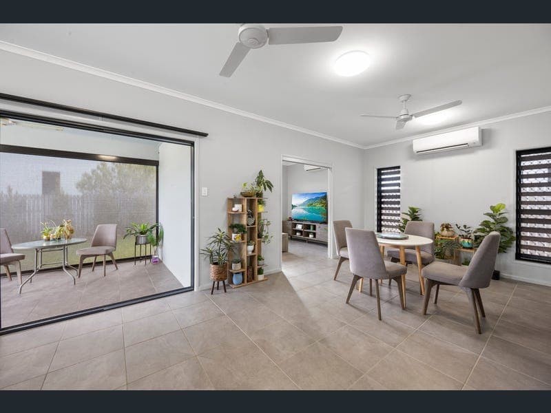 1 Silverdale Street, Bohle Plains — photo 1 of 5