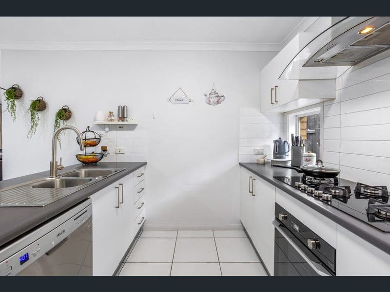 93 Maryvale Road, Mango Hill — photo 1 of 5