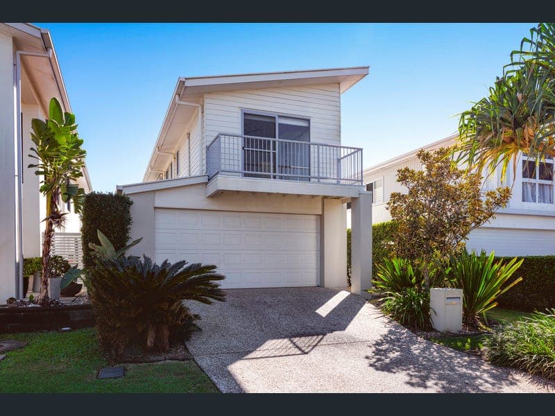 72 North Quay Circuit, Hope Island — photo 1 of 5