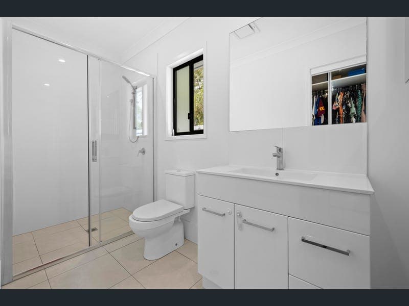 13 Forbes Crescent, Upper Kedron — photo 1 of 5